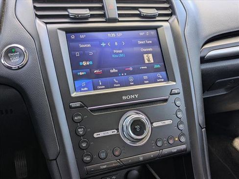 Used 2020 Ford Fusion Titanium image 15