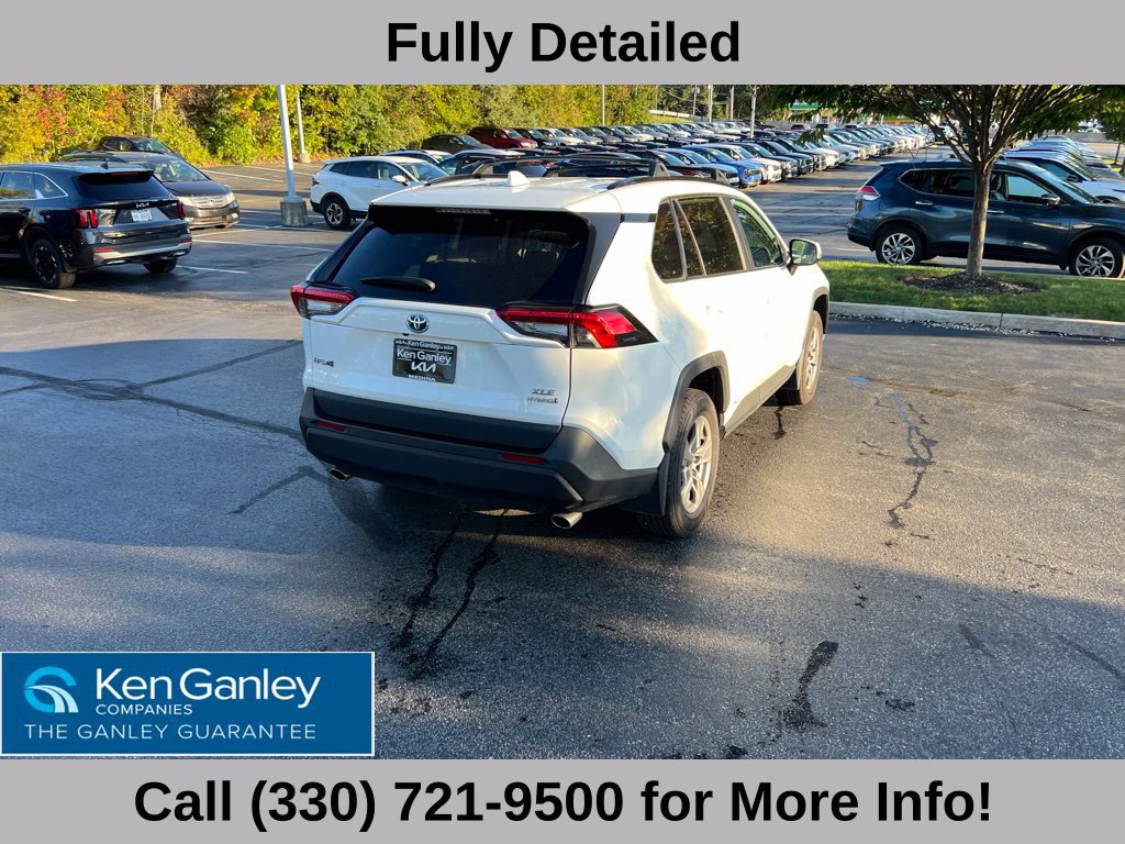 Used 2022 Toyota RAV4 XLE w/ Convenience Package AWD/4WD image 10