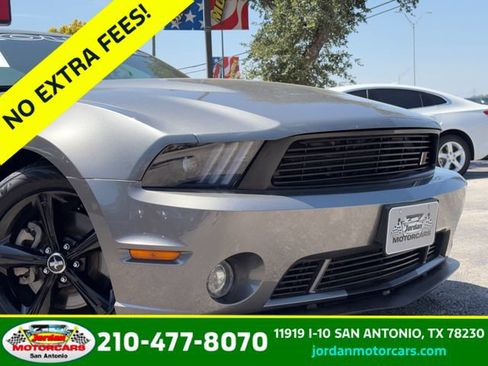 Used 2011 Ford Mustang GT Premium w/ Security Pkg RWD image 3