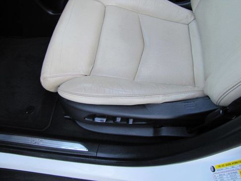 Used 2017 Cadillac XT5 Luxury image 14