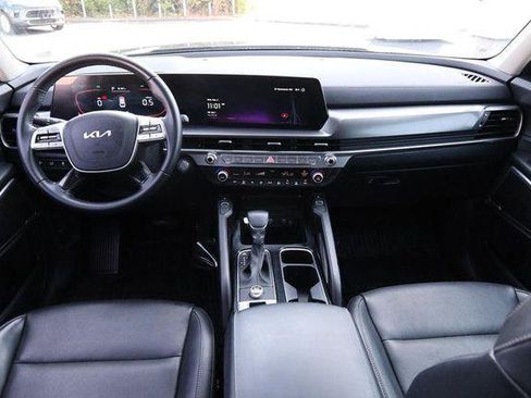 Used 2025 Kia Telluride S FWD image 26