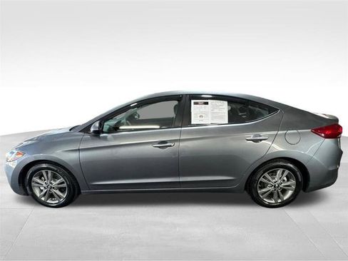 Used 2018 Hyundai Elantra SEL FWD image 8
