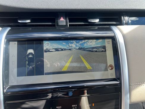 Used 2023 Land Rover Discovery Sport S image 20