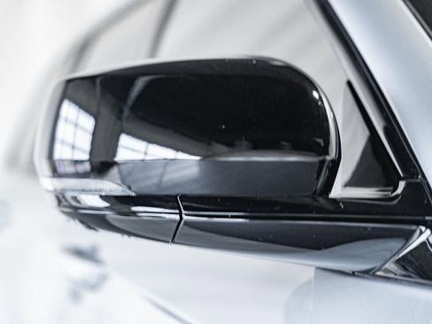 New 2025 Jeep Grand Cherokee L Limited w/ Luxury Tech Group II image 14