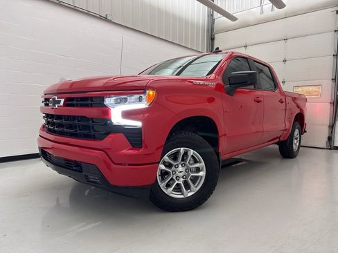 Used 2023 Chevrolet Silverado 1500 RST image 8