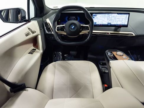 Certified 2023 BMW iX xDrive50 w/ Premium Package AWD/4WD image 3