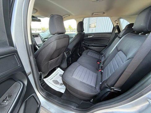 Used 2022 Ford Edge SE AWD/4WD image 5