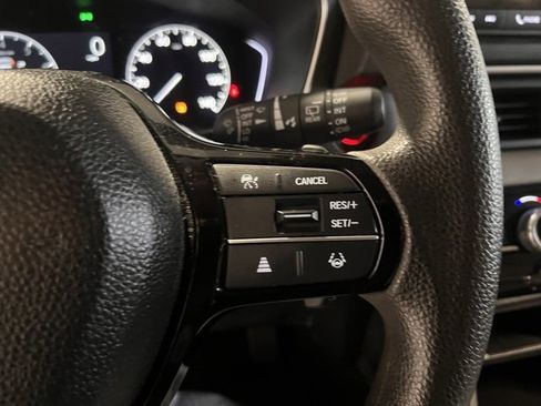 Used 2023 Honda Pilot LX image 26