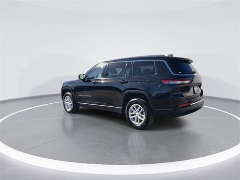 Certified 2023 Jeep Grand Cherokee L Laredo image 6