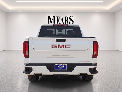 Used 2024 GMC Sierra 1500 Denali w/ Technology Package AWD/4WD image 4