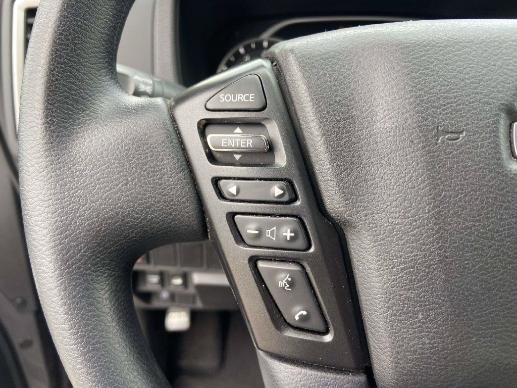 Used 2024 Nissan Frontier SV w/ Technology Package AWD/4WD image 27
