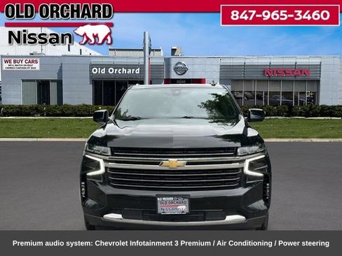Used 2022 Chevrolet Suburban LT AWD/4WD image 2