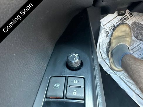 Used 2020 Toyota Camry SE FWD image 38