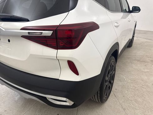 Used 2023 Kia Seltos EX AWD/4WD image 20