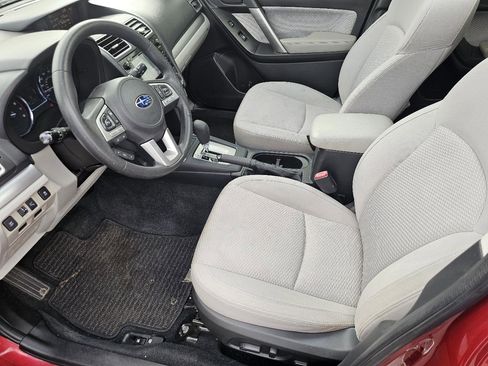 Used 2018 Subaru Forester 2.5i Premium image 9