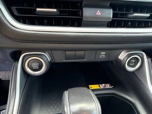 Used 2024 Toyota Grand Highlander AWD image 20
