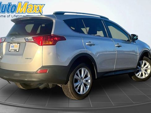 Used 2013 Toyota RAV4 Limited FWD image 6