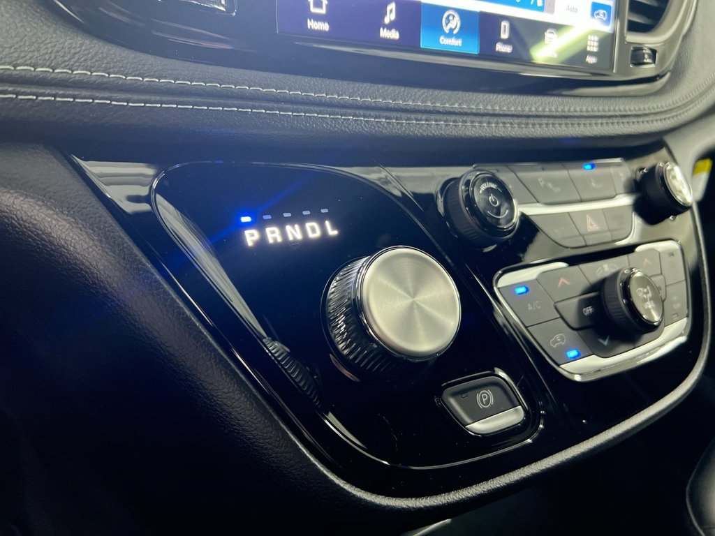 New 2027 Chrysler Pacifica Select AWD/4WD image 17