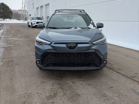 Used 2024 Toyota Corolla Cross XSE w/ Convenience Package image 2