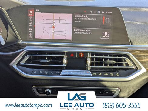 Used 2020 BMW X5 M50i w/ Premium Package image 18