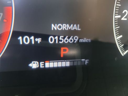 Used 2024 Honda HR-V LX image 25