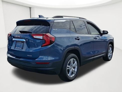 Certified 2024 GMC Terrain SLE w/ Driver Convenience Package image 4