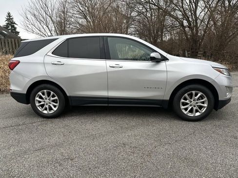Used 2018 Chevrolet Equinox LT image 4
