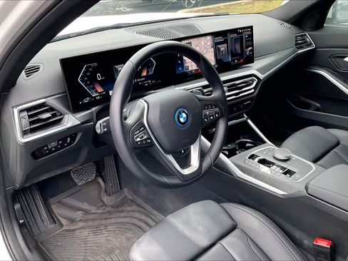 Used 2023 BMW 330e w/ Parking Assistance Package image 15