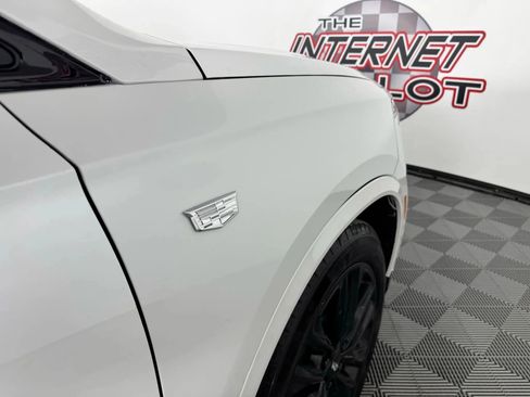 Used 2024 Cadillac XT6 Sport w/ LPO, ONYX Package image 35