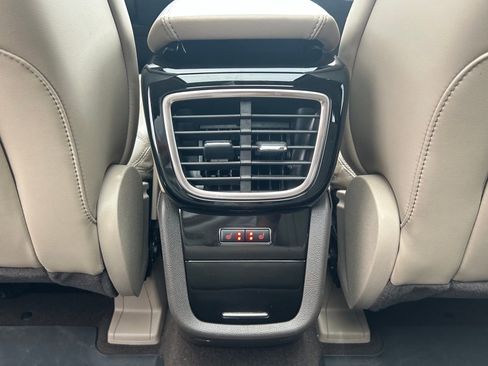 Used 2022 Lincoln Nautilus Reserve AWD/4WD image 24