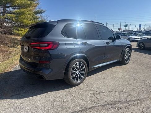 Used 2021 BMW X5 xDrive40i w/ M Sport Package image 2