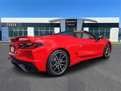 Used 2023 Chevrolet Corvette Stingray Premium Conv w/ Z51 Performance Package image 3
