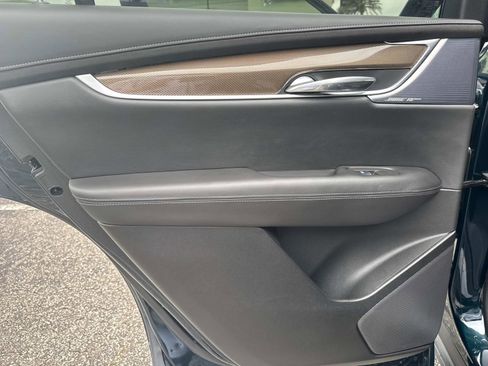 New 2025 Cadillac XT6 Premium Luxury w/ Platinum Package image 28