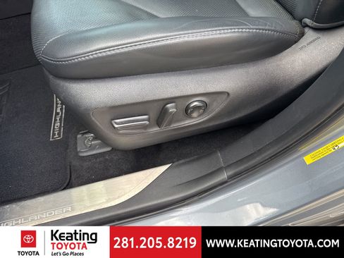 Used 2023 Toyota Highlander Limited image 15