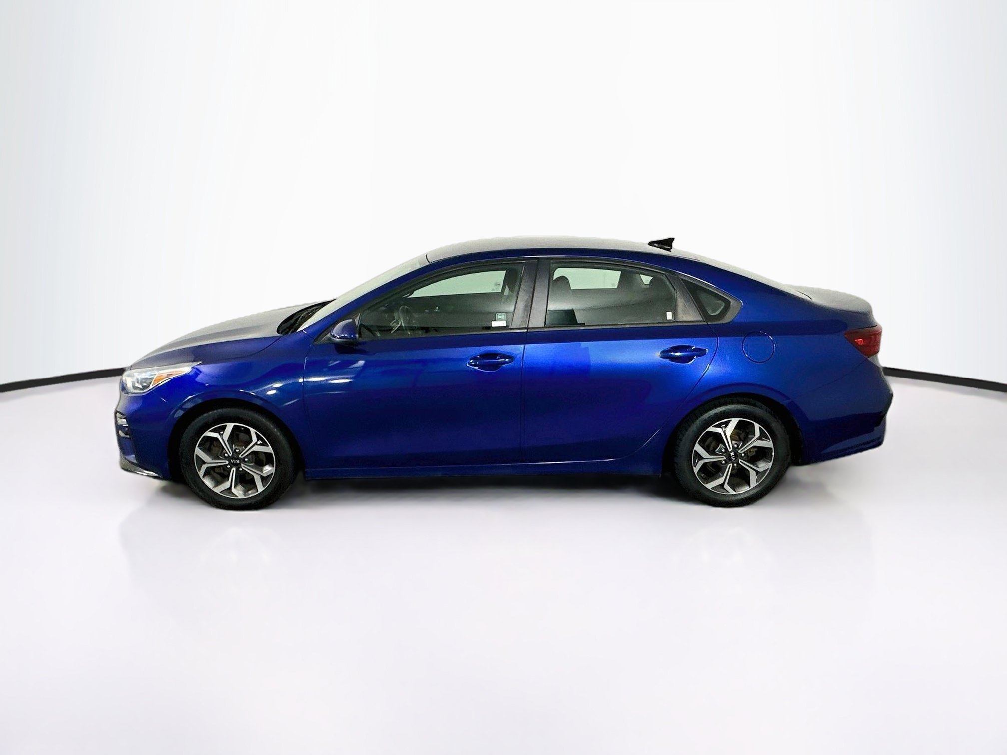 Used 2020 Kia Forte LXS FWD image 4