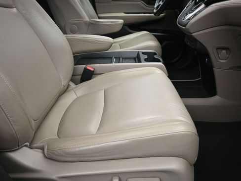 Used 2019 Honda Odyssey Touring image 25
