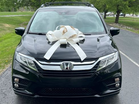 Used 2019 Honda Odyssey EX-L image 2