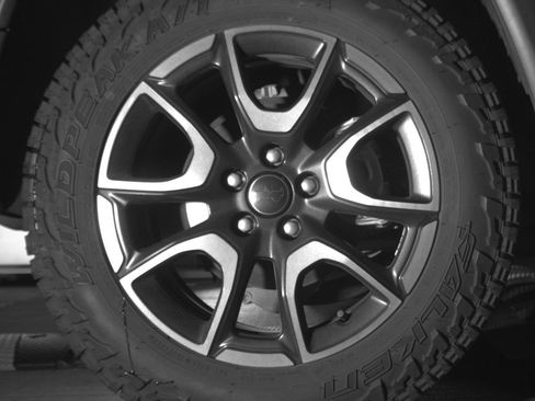 Used 2025 Jeep Compass Trailhawk image 15