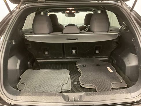 Certified 2025 Subaru Crosstrek 2.5i Sport AWD/4WD image 38