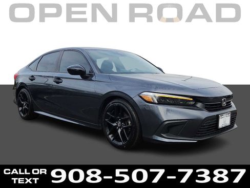 Used 2023 Honda Civic Sport image 1