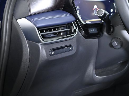 Used 2026 INFINITI QX60 Sport w/ Dark Cargo Package image 19