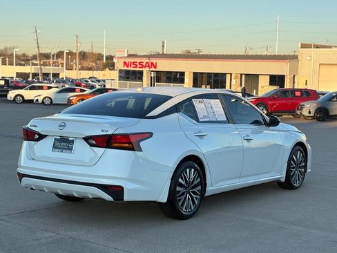 Certified 2024 Nissan Altima 2.5 SV image 7