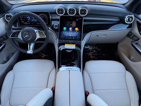 New 2026 Mercedes-Benz GLC 300 GLC 300 image 12