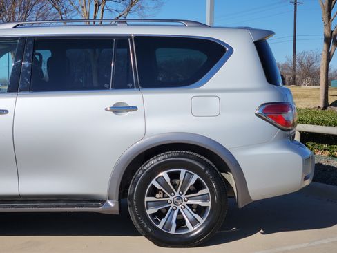 Used 2019 Nissan Armada SL w/ Premium Package image 10