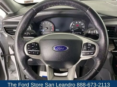 Used 2020 Ford Explorer Limited image 16