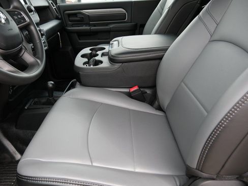 New 2024 RAM 3500 Tradesman AWD/4WD image 21