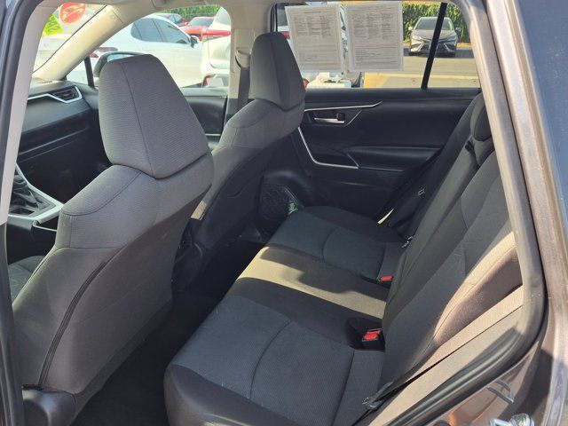 Used 2025 Toyota RAV4 XLE FWD image 14