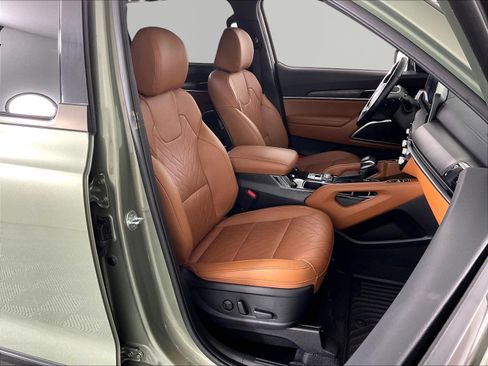 Used 2024 Kia Telluride EX X-Line AWD/4WD image 30