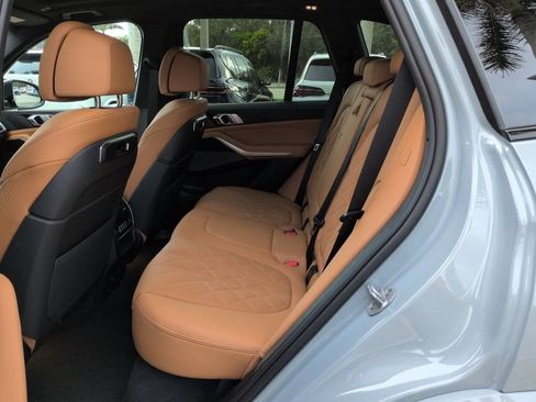 New 2026 BMW X5 xDrive40i w/ M Sport Package AWD/4WD image 14