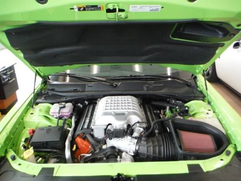 Used 2023 Dodge Challenger SRT Hellcat RWD image 11